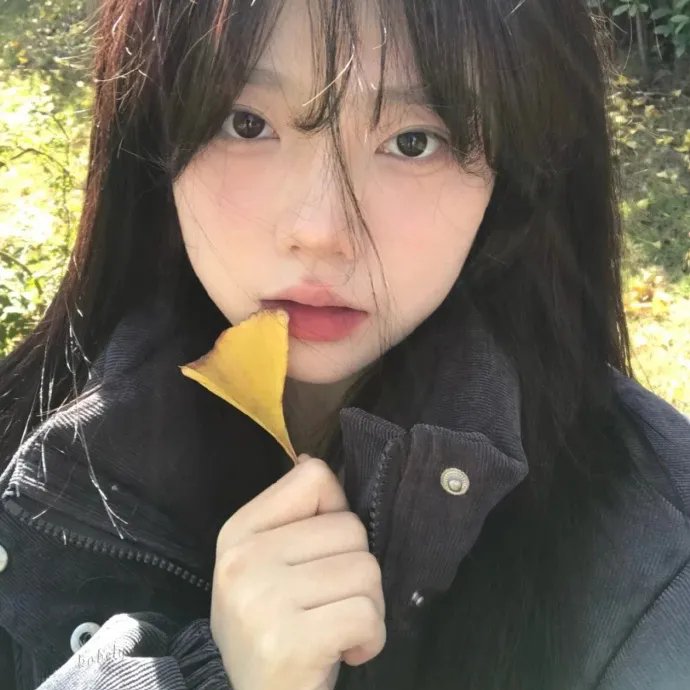 沼泽深处的女孩